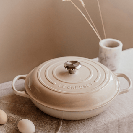 30cm Shallow Cast Iron Casserole/3.2 litres/Serves 3-4 people