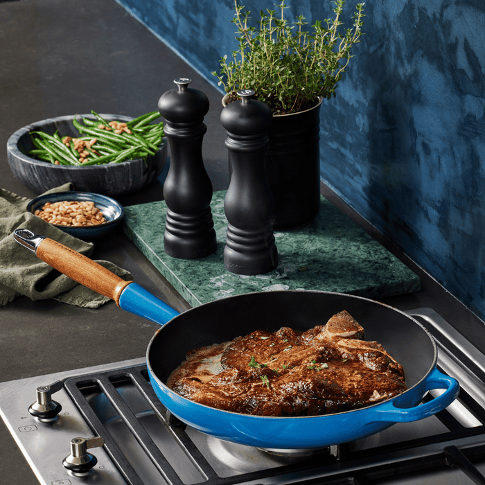 Cast Iron Frying Pan with Wooden Handle 24cm