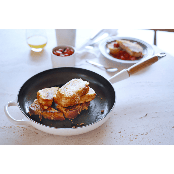 Cast Iron Frying Pan with Wooden Handle 28cm