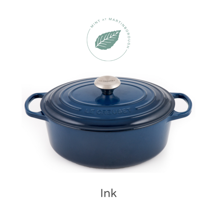 25cm Oval Cast Iron Casserole/3.2 litres/Serves 3-4