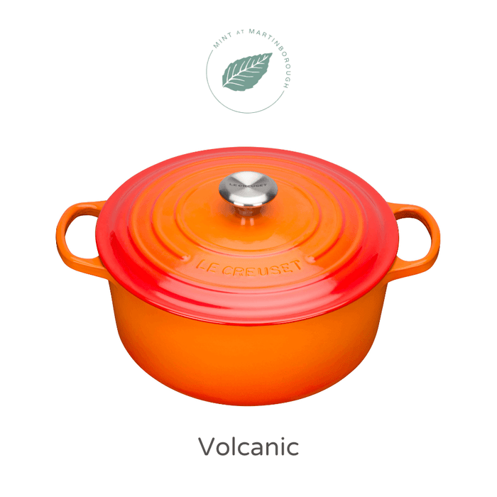 26cm Round Cast Iron Casserole/5.3 litres/Serves 5-6 people