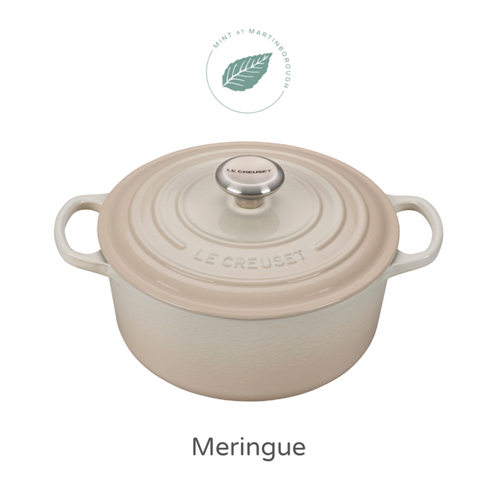 26cm Round Cast Iron Casserole/5.3 litres/Serves 5-6 people