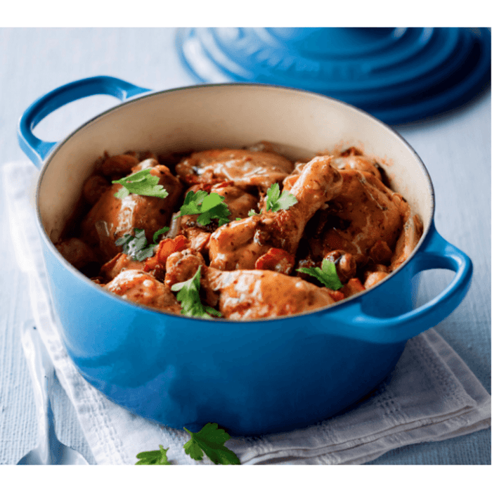 22cm Round Cast Iron Casserole/3.3 litres/Serves 3-4